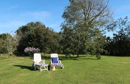 Crozon House | Holiday Home Chez Jeanne by Interhome