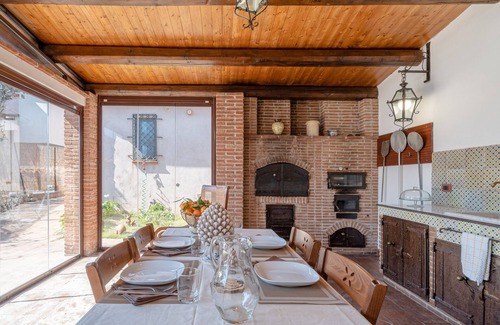 Pachino House | Holiday Home 'Cocciu D'amuri Luxury' with Private Garden, Wi-Fi and Air Conditioning