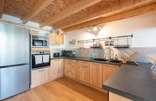 Urdos House | Holiday Home 'Confortable 14 Voyageurs' with Wi-Fi