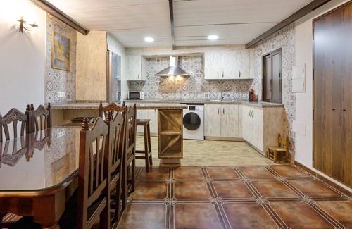 Motril House | Holiday Home 'Cortijo las Caballerizas' with Sea and Mountain View, Pool & Garden