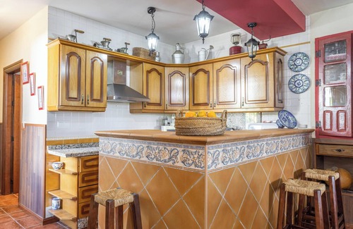 Archidona House | Holiday Home "Cortijo Rural Puerto Nuevo" with Pool, Garden, Terrace & Wi-Fi