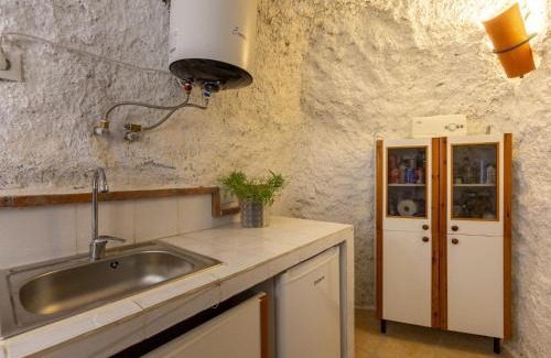 Terque House | Holiday Home Cueva Mariana Pineda by Interhome