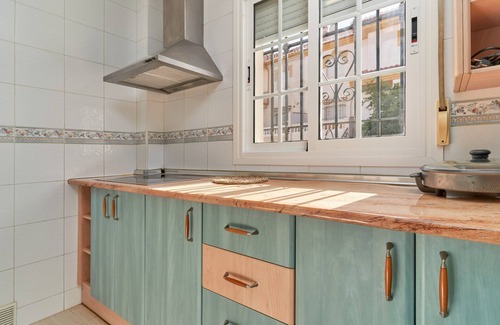 Salobrena House | Holiday Home 'Del Mar Salobreña' with Shared Pool, Private Terrace and Shared Garden