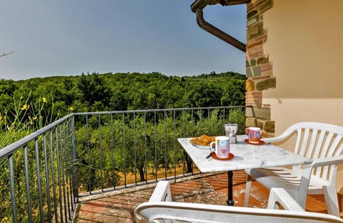 Scandicci House | Holiday Home Dependance di Villa Magna by Interhome