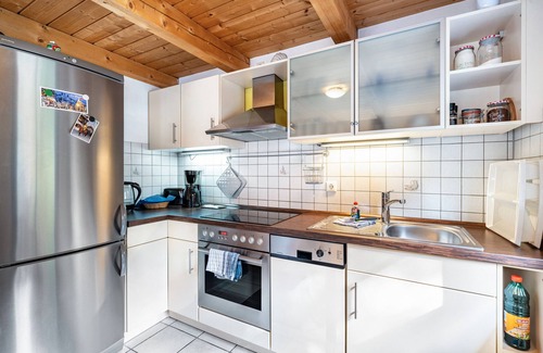 Hornberg House | Holiday Home 'Elisabeth' with Barrel Sauna and Private Garden