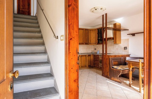 Staffoli House | Holiday Home 'Enza's Petite Maison' with Wi-Fi