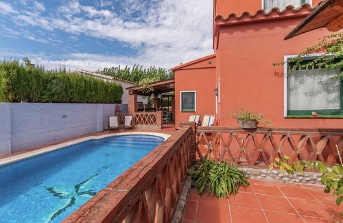 Sant Pere Pescador House | Holiday Home in St Pere Pescador near Beach
