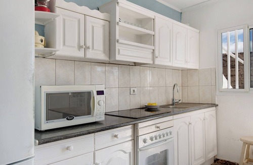 Mogan House | Holiday Home 'Suite On the Beach' with Sea View, Pool, Terrace & Wi-Fi