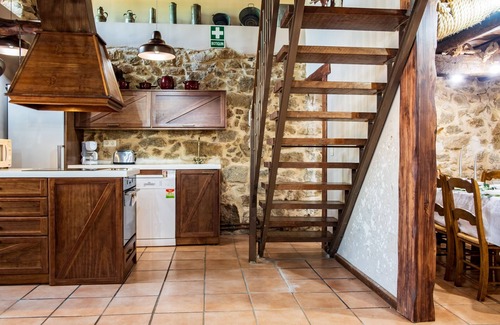 Villar de Corneja House | Holiday Home 'La Cantina' with Mountain Views