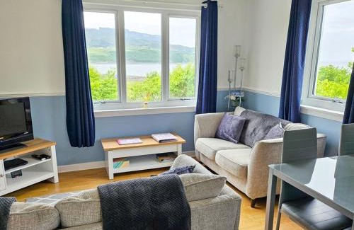 Staffin House | Holiday Home Ewan's by Interhome