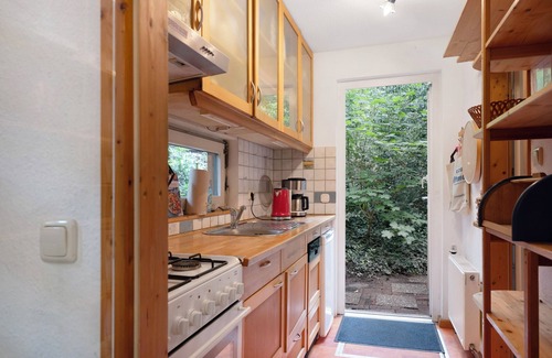 Wiefelstede House | Holiday Home 'Ferienhaus Am Brandorffsee' with Lake View, Private Terrace and Private Garden
