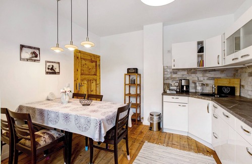 Huttenrode House | Holiday Home 'Ferienhaus Waldliebe' with Terrace, Garden and Wi-Fi
