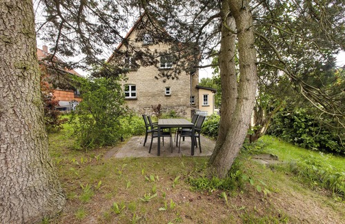 Huttenrode House | Holiday Home 'Ferienhaus Waldliebe' with Terrace, Garden and Wi-Fi