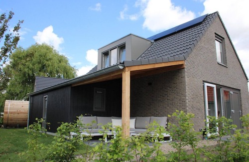 Sint Maarten House | Holiday home for 6 Persons, Sauna, nearby the sea, outdoor swimming pool, small-scale holiday park