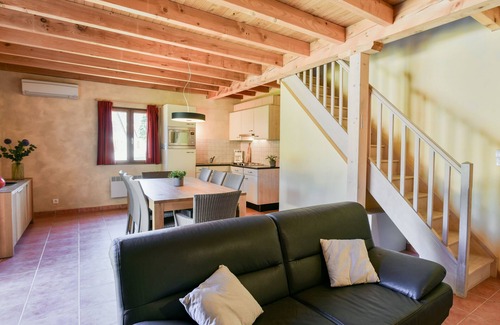 Lacapelle-Marival House | Holiday home in a park with a pool on the lot