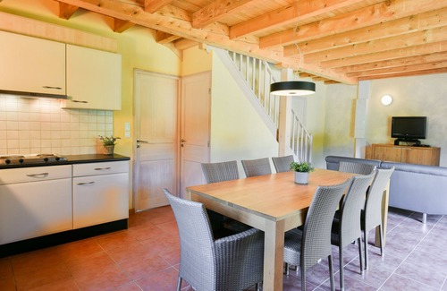 Lacapelle-Marival House | Holiday home in a park with a pool on the lot