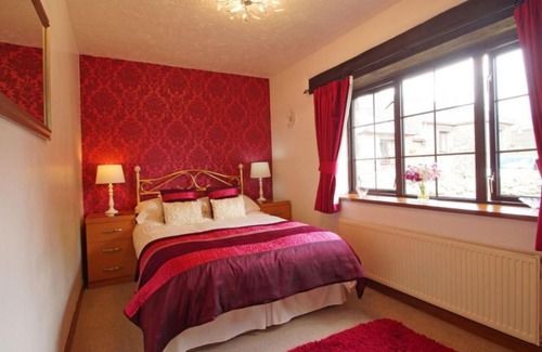Gaerwen House | Holiday Home Hyfrydle by Interhome