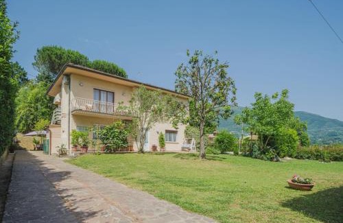 Camaiore House | Holiday Home Gerry House by Interhome