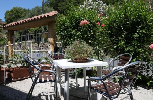 Rossi House | Holiday Home Gialla by Interhome