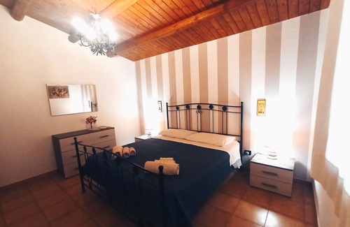 San Lorenzo House | Holiday home GIARA ..