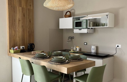 Bettolelle House | Holiday Home 'Green 101 Apartment Senigallia' with Sea View, Wi-Fi and Air Conditioning