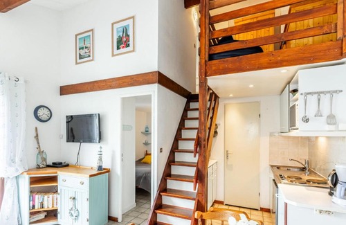 Les Mathes House | Holiday Home Hameau de Talaris-3 by Interhome