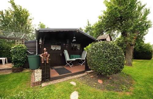 Monzelfeld House | Holiday Home 'Haus Gertrud' with Mountain View, Private Terrace and Wi-Fi