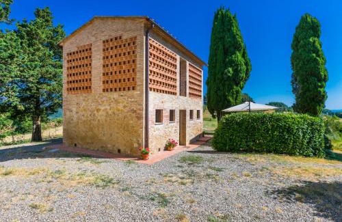 Castel San Gimignano House | Holiday Home Il Fienile di Leo by Interhome