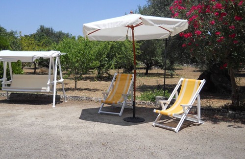 Galatone House | Holiday Home 'Il Giardino - Near Gallipoli' with Private Terrace, Wi-Fi and Air Conditioning