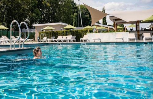 Gasthuis House | Holiday Home in Bemelen near Nature Reserve