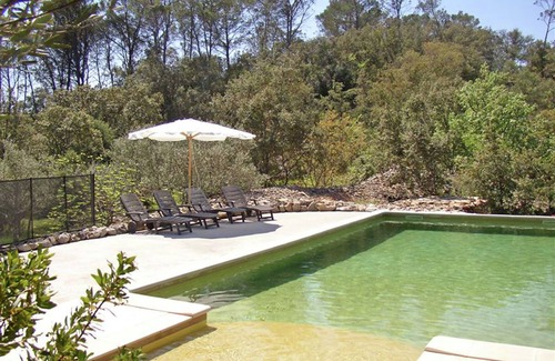 Carces House | Holiday Home in Carcès with Private Pool