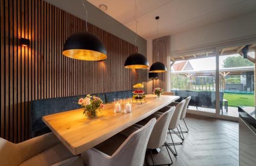 Colijnsplaat House | Holiday Home in Colijnsplaat by Oosterschelde