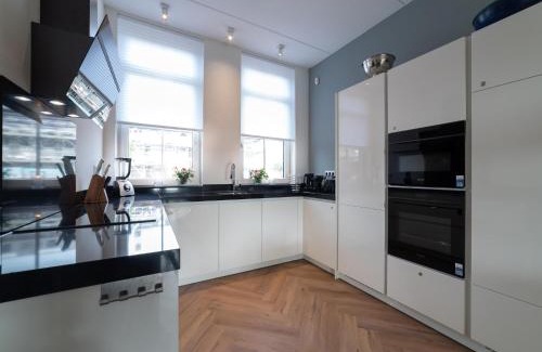 Colijnsplaat House | Holiday Home in Colijnsplaat by Oosterschelde