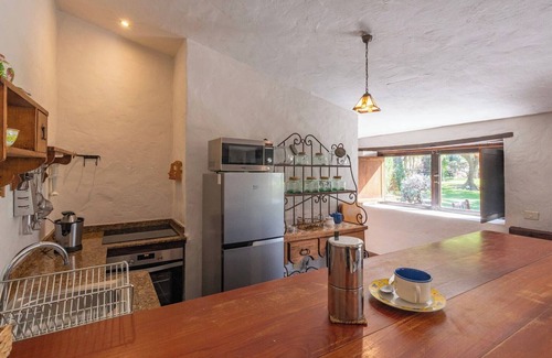 Agaete House | Holiday Home in El Risco with Private Pool