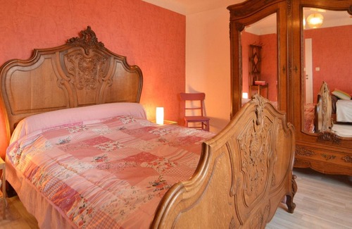Elsenborn House | Holiday Home in Elsenborn with Garden, Heating, Barbecue