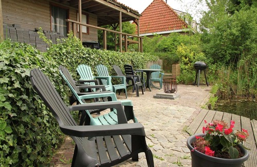 Scharsterbrug House | Holiday Home in Friesland near Lake Nederhorst