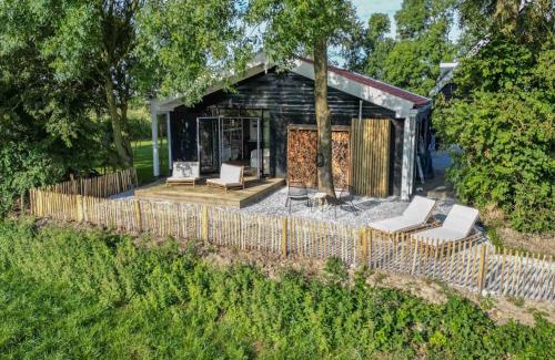 Gapinge House | Holiday Home in Gapinge near Middelburg