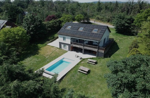 Somme-Leuze House | Holiday Home in Heure with Pool & Sauna