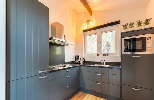 Municipality of Hellendoorn House | Holiday Home in Hellendoorn near Pieterpad