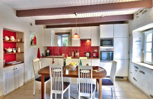 Huelgoat House | Holiday Home in Huelgoat near Monts d'Arrée