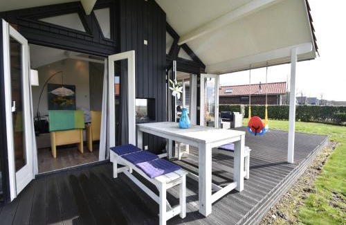 Kattendijke House | Holiday Home in Kattendijke near Scheldt