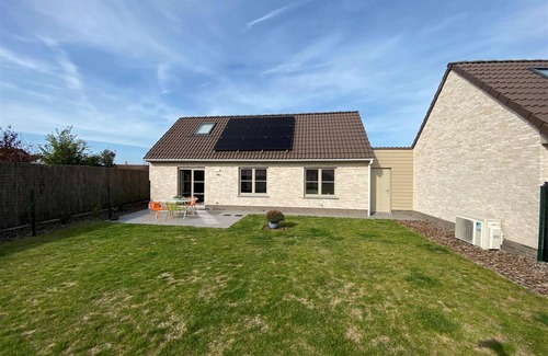 Koksijde House | Holiday Home in Koksijde with BBQ & Garden