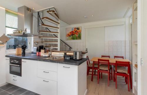 Koudekerke House | Holiday Home in Koudekerke with Hot Tub