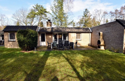 Lochem House | Holiday Home in Lochem near Forest Trails