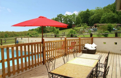 Loubressac House | Holiday Home in Loubressac with Pool & Garden