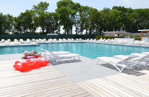 Bemelen House | Holiday Home in Maastricht With Terrace