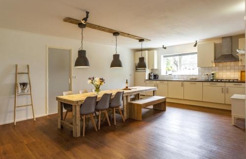 Meliskerke House | Holiday Home in Meliskerke near Beaches