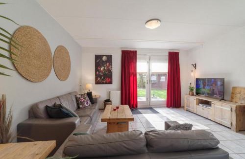 Wemeldinge House | Holiday Home in Peaceful Dutch Park with Terrace
