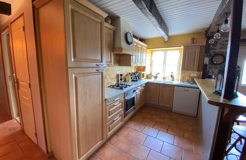 Plogonnec House | Holiday Home in Plogonnec near Sandy Beaches