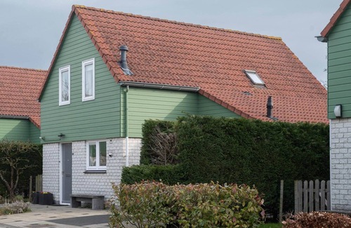 Wemeldinge House | Holiday Home in Quiet Dutch Park for Families